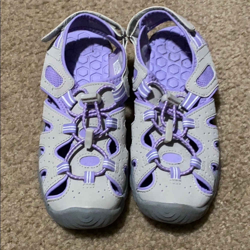 Khombu sandals